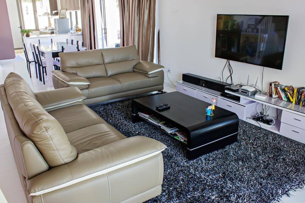 R Residence Jelutong エクステリア 写真