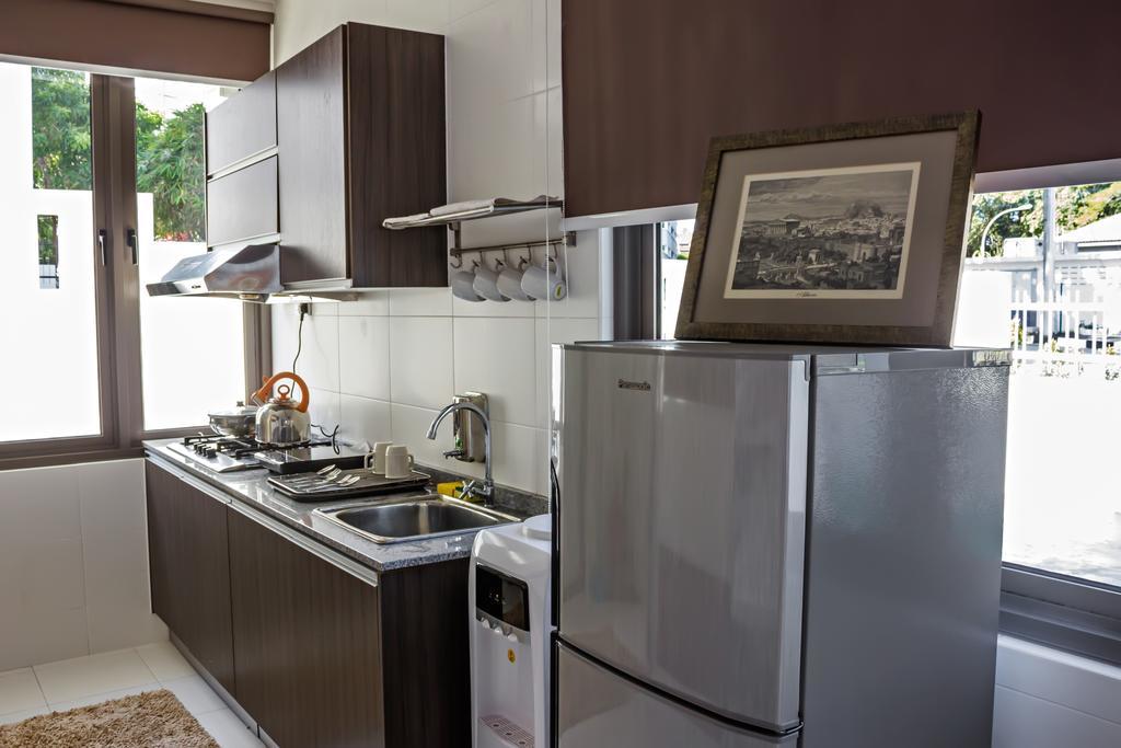 R Residence Jelutong エクステリア 写真